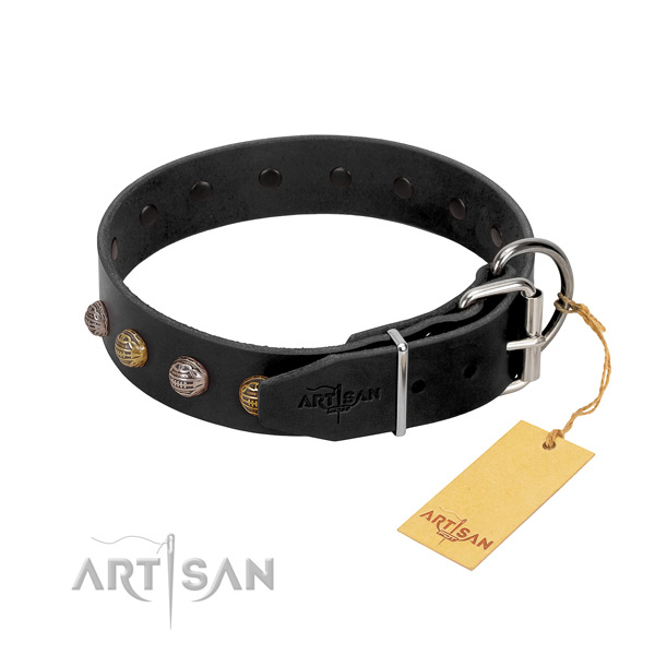 Comfortable natural leather dog collar with strong D-ring