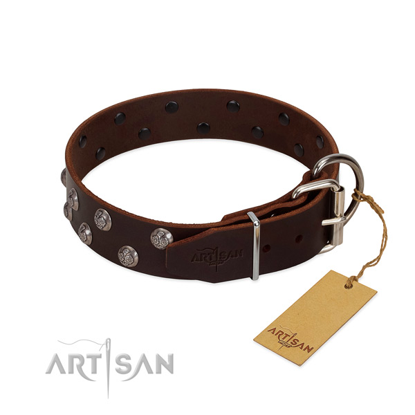 Comfortable collar of full grain genuine leather for your dog